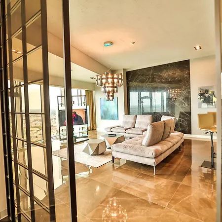 Sky Tower Prywatne 45 Pietro I 43 Pietro