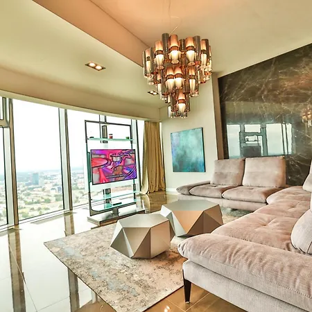 Sky Tower Prywatne 4*